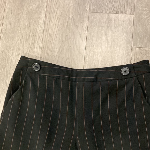 Larry Levine Cropped Pants - Picture 3 of 10